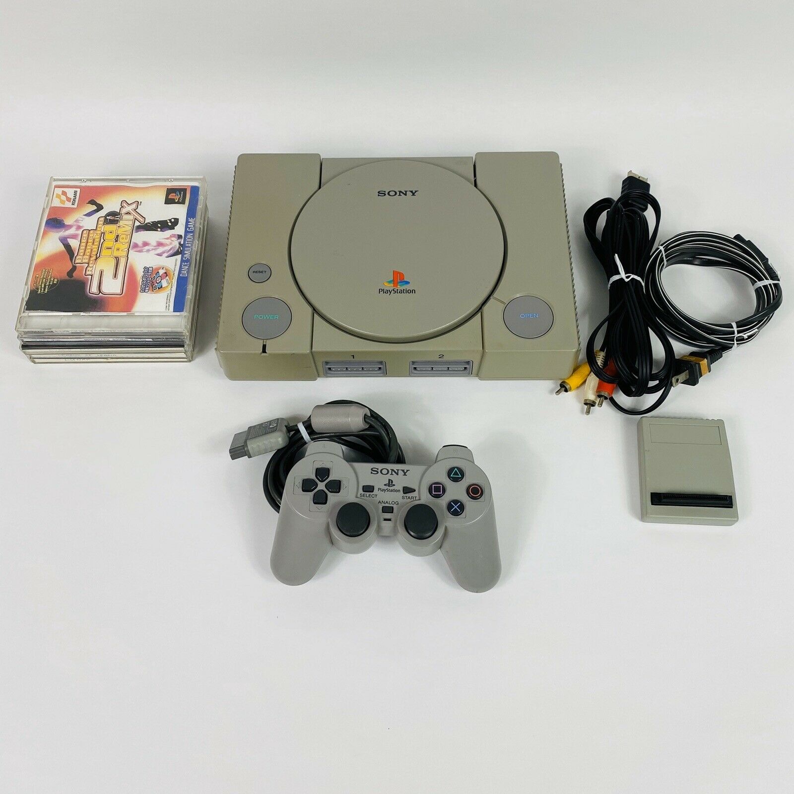 SONY Fashioned PlayStation 1 with mod Chipped Controller Cables Games ...