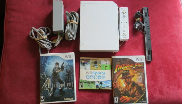Nintendo Wii Console with 3 Video games