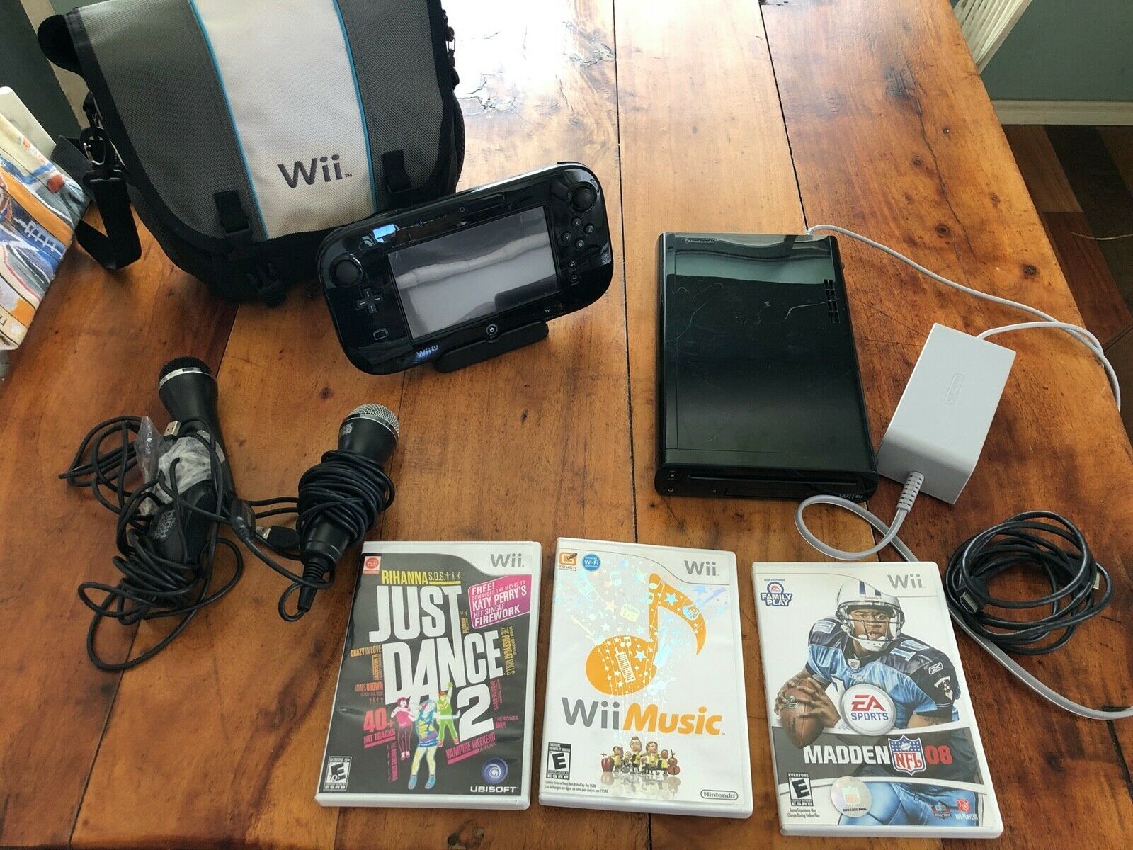 Nintendo Wii U Deluxe 32GB Black Console on 