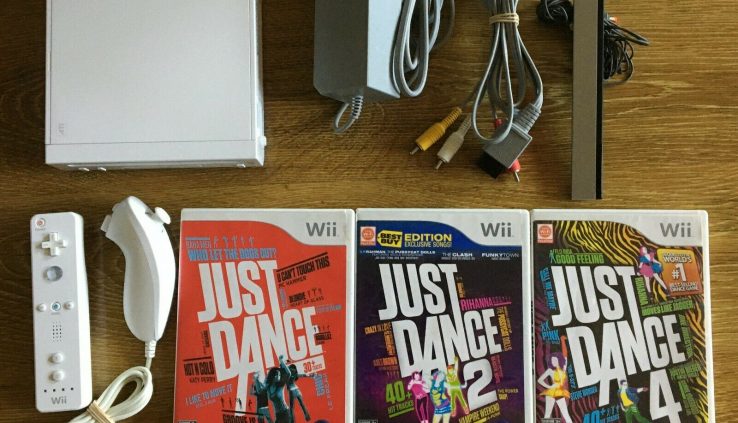 Nintendo Wii Console Console Procedure RVL-001 Bundle w/ Exact Dance 1, 2, and 4