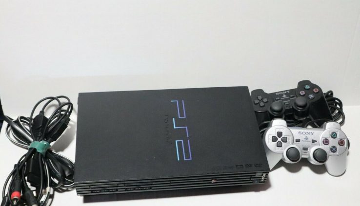PS2 BUNDLE 39001 Console +Memory +all Cables +2 Controller +4 Video games Tested Work