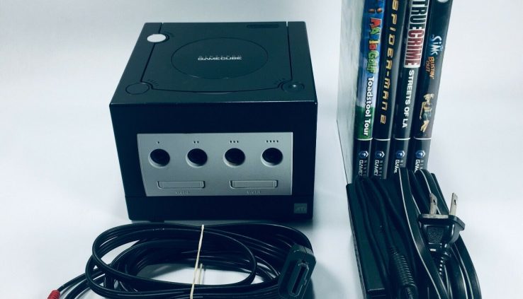 Dusky Nintendo Gamecube Console with Cables and 4 Video games Bundle