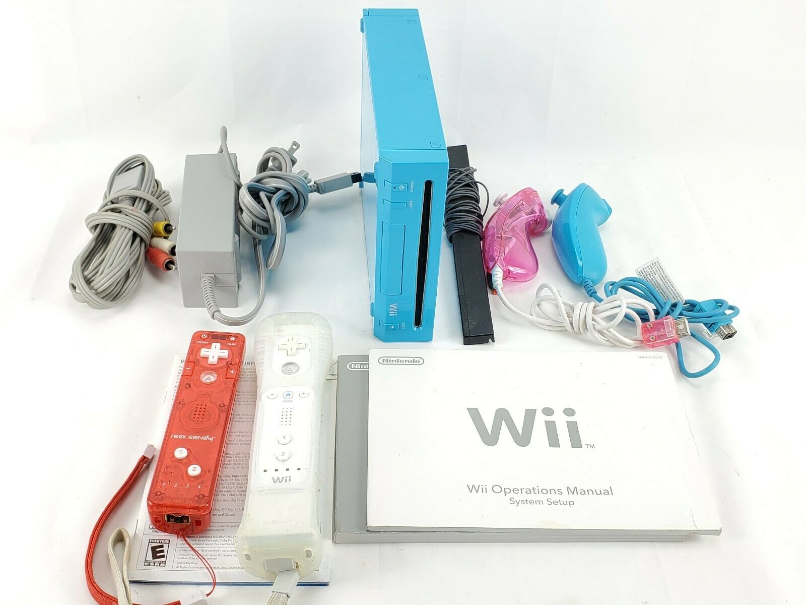Nintendo Wii Miniature Edition Blue Console RVL101 Game Bundle With