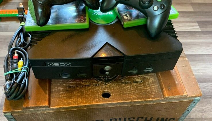 Long-established Microsoft Xbox Video Game Machine Console Bundle 2-Games 2-Controllers