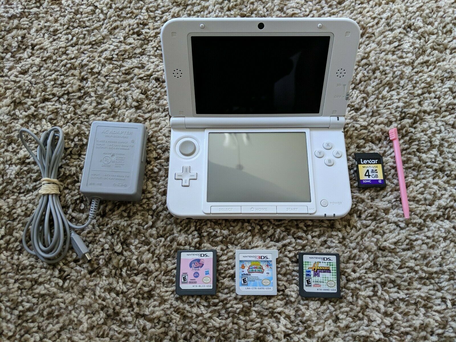 Nintendo 3DS XL Handheld Video Game Device Console SPR001 Crimson